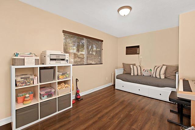 Image 10 of 39 For 8025 Lilac Lane