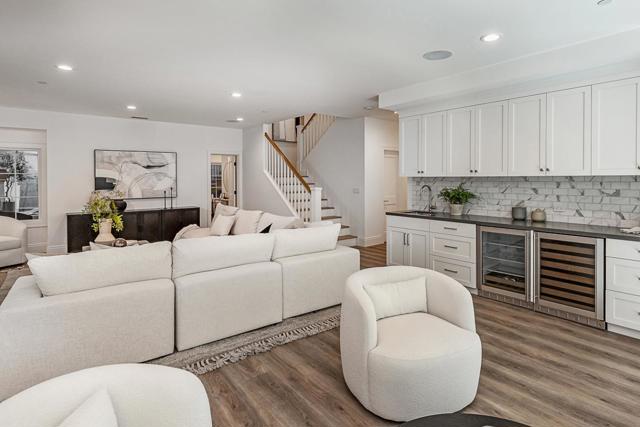 656 Benvenue Avenue, Los Altos CA: https://media.crmls.org/mediaz/4d0654f9-b4c0-4d39-9cab-3929d24349dc.jpg