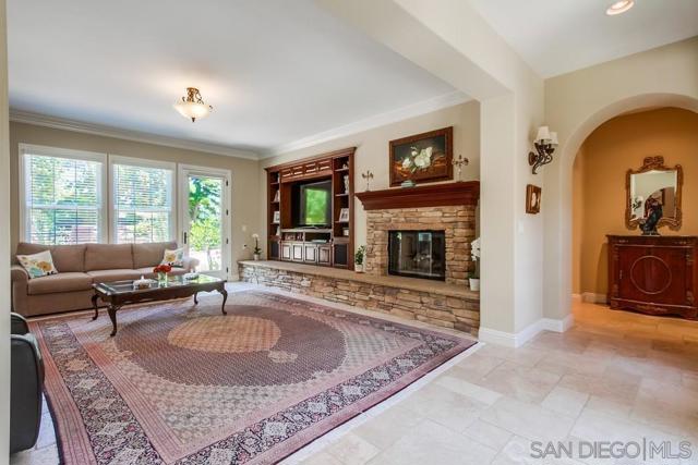 15609 Hayden Lake Place, San Diego CA: https://media.crmls.org/mediaz/4d06b3f4-5790-4488-9a13-91fbd7f1bb62.jpg
