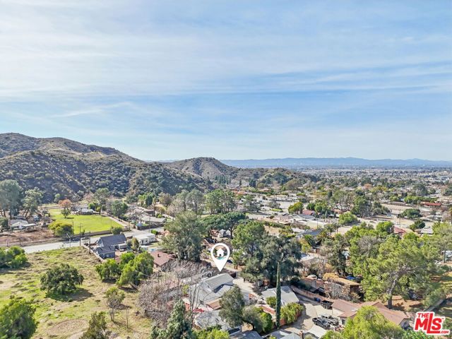 Image 72 of 73 For 10055 La Tuna Canyon Road