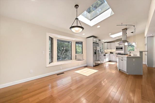 885 Patrol Road, Woodside CA: https://media.crmls.org/mediaz/4d0785a0-68f0-41d2-bc5f-e25b507ea9a3.jpg