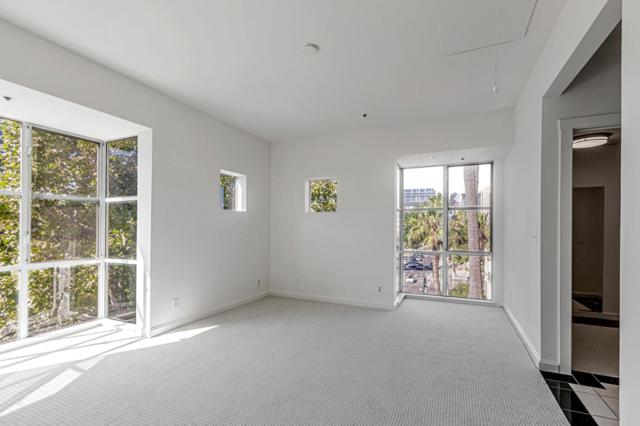 97 E Saint James Street, San Jose CA: https://media.crmls.org/mediaz/4d084cf9-a85a-4987-bc0f-4e3edb30f0a8.jpg
