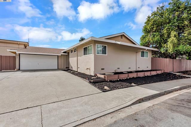 38131 Acacia st., Fremont CA: https://media.crmls.org/mediaz/4d087c2d-ecab-4198-a397-cac9e537133c.jpg