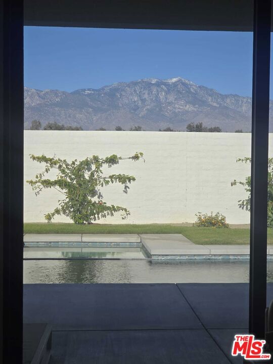 Image 19 of 1 For 49901 Crescent