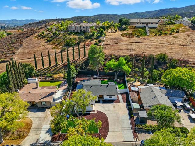 Detail Gallery Image 6 of 39 For 12311 Witt Rd, Poway,  CA 92064 - 4 Beds | 2 Baths