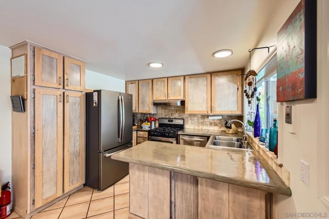 9373 GOYETTE PLACE, Santee CA: https://media.crmls.org/mediaz/4d0b7145-7a41-444a-99db-12158a7906b1.jpg