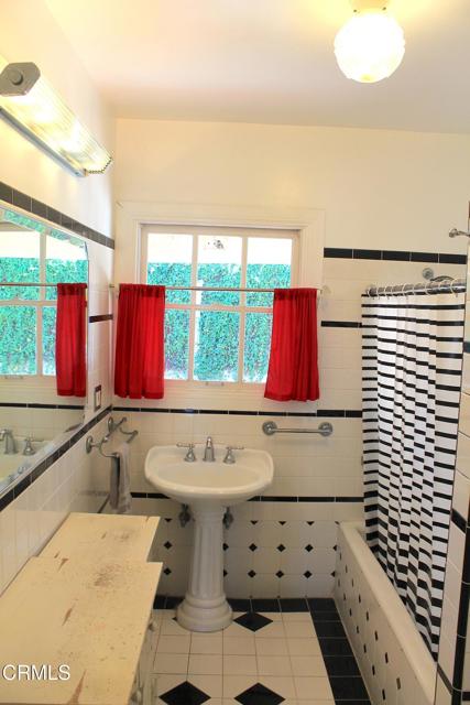 1693 Poli Street, Ventura CA: https://media.crmls.org/mediaz/4d0c464b-6e84-45a0-9ca4-8c340954f51e.jpg