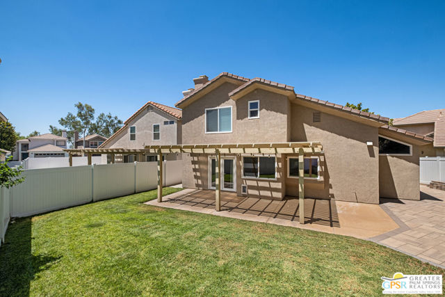 29136 Stonegate Lane, Highland CA: https://media.crmls.org/mediaz/4d0cc4c5-a8cd-47c3-aee5-c1c1042172d6.jpg