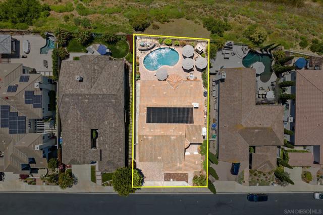 3243 Avenida Aragon, Carlsbad CA: https://media.crmls.org/mediaz/4d0ce19a-0d79-4265-b850-218d7d4bcefe.jpg