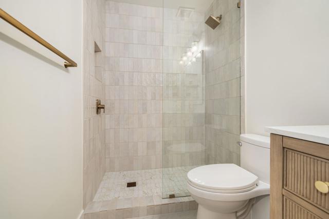 179 Gran, Palm Desert CA: https://media.crmls.org/mediaz/4d0d5ae7-80cb-4f1c-8f0b-950541906a75.jpg