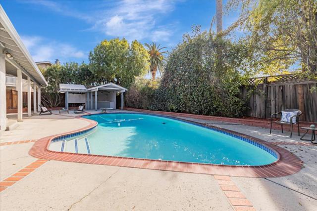 2357 Walden Square, San Jose CA: https://media.crmls.org/mediaz/4d0e2032-6a25-4eb8-976f-44bc59b70ce8.jpg