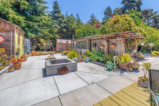 Detail Gallery Image 27 of 32 For 18841 Lahmon Ln, Fort Bragg,  CA 95437 - 3 Beds | 2 Baths