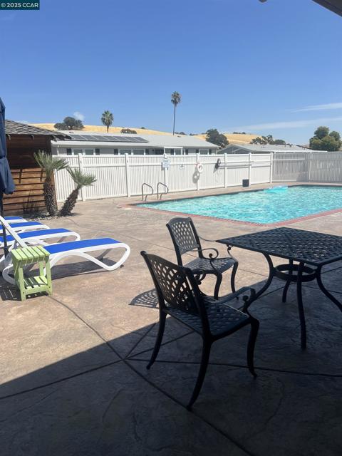 16711 Marsh Creek Road, Clayton CA: https://media.crmls.org/mediaz/4d0ed3f4-7f7c-40d4-bea9-9acdc6c1a017.jpg