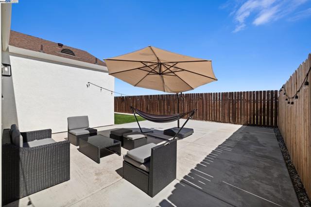 762 Rubier Way, Rio Vista CA: https://media.crmls.org/mediaz/4d1049f3-f37a-4fca-ba24-493a027fc3b7.jpg