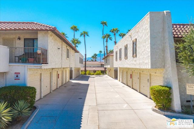 379 W Mariscal Road, Palm Springs, CA 92262