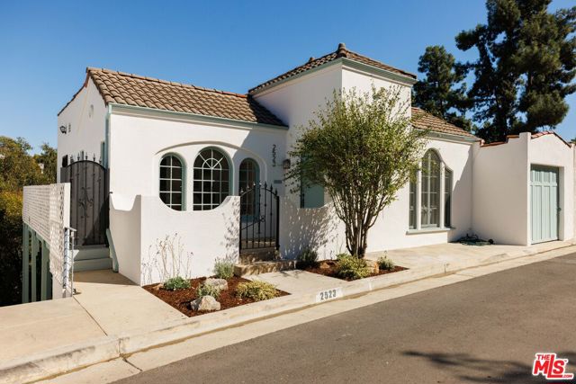 2523 Ivan Hill Terrace, Los Angeles, CA 90039