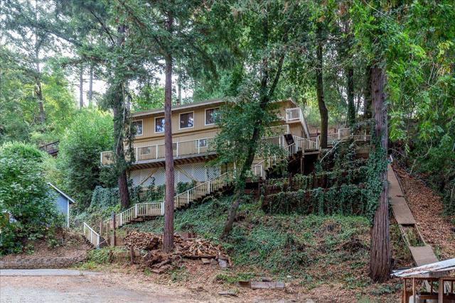 21440 Shady Lane, Los Gatos CA: https://media.crmls.org/mediaz/4d12834d-2beb-487f-bf1a-dd4cc0319191.jpg