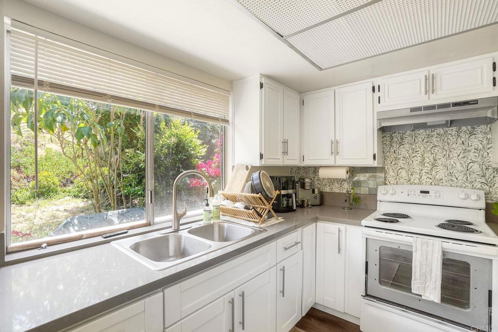 6947 Weller Street - photo 10