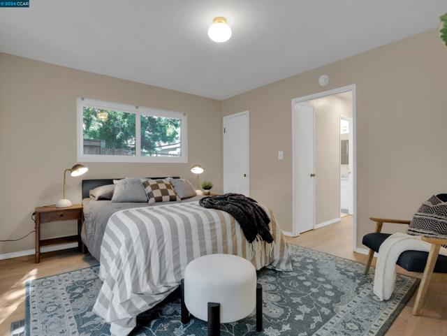 Image 20 of 31 For 1643 San Benito St