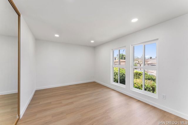 4855 Cole ST, San Diego CA: https://media.crmls.org/mediaz/4d1452eb-6ba1-4596-82aa-4e56276ad192.jpg