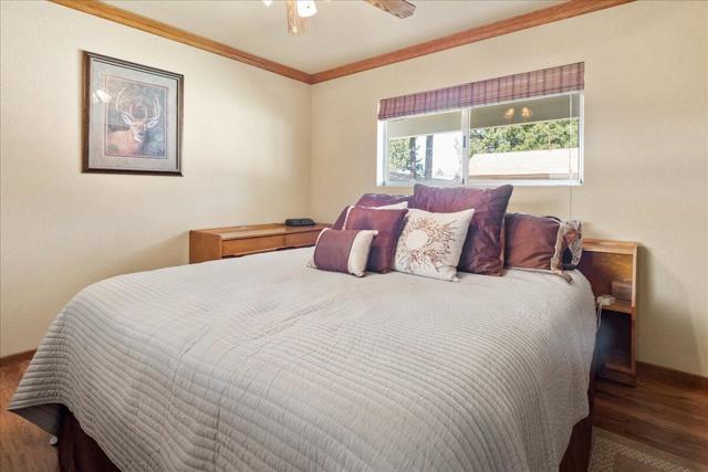 1101 W Country Club Boulevard, Big Bear CA: https://media.crmls.org/mediaz/4d14ee52-d6cc-47df-9a2b-ba3e749df33e.jpg