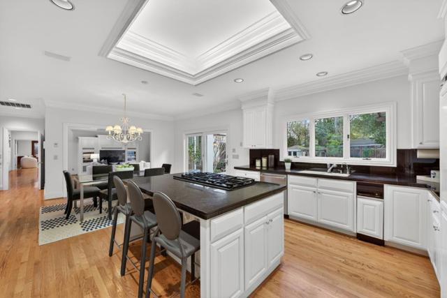 20026 Heritage Oak, Saratoga CA: https://media.crmls.org/mediaz/4d152fdc-b3af-4dea-9f1f-5e51db5d9aaf.jpg