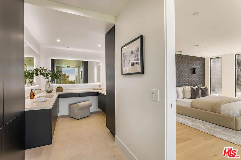MLS #26733425 image #17