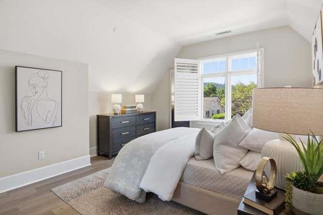 Image 21 of 36 For 16897 Mitchell Avenue