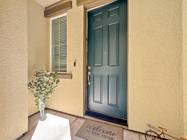 343 Williams Way, Hayward CA: https://media.crmls.org/mediaz/4d16fd0f-df86-4ced-9ff7-d2d198f708ea.jpg