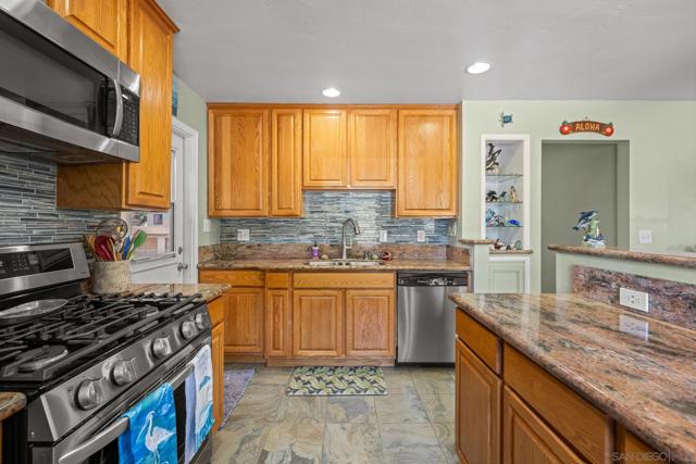 3015 Olive St., Lemon Grove CA: https://media.crmls.org/mediaz/4d1723d9-0f3a-4fbd-aafe-c6f55cb7833e.jpg