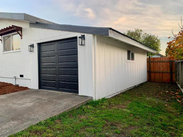 Image 23 of 34 For 3004 19th Street