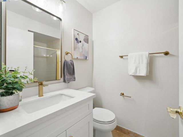 1501 Quema Ct, Fremont CA: https://media.crmls.org/mediaz/4d19326f-29e6-4a91-9289-ee394026e833.jpg