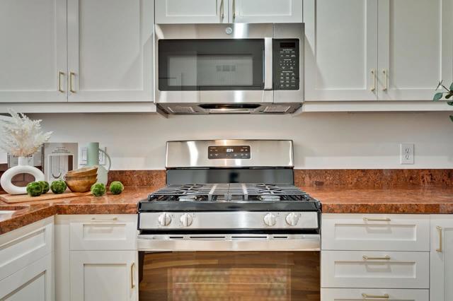 350 N 2nd Street, San Jose CA: https://media.crmls.org/mediaz/4d197822-d4fd-46af-8037-f504a90b8807.jpg