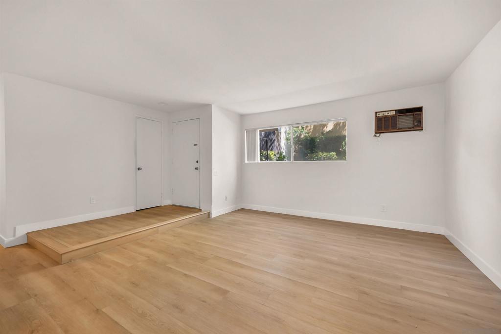 7982 Mission Center - photo 3