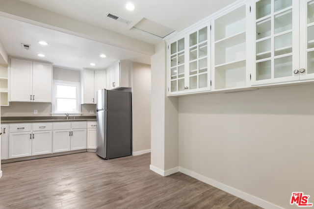 Drew Fenton | 937 N Beverly Glen Boulevard Los Angeles CA | MLS: 7627352