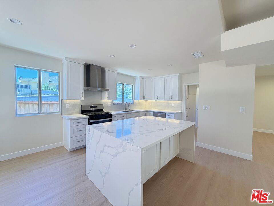 MLS #26855705 image #28