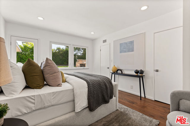 5821 W 75TH Street, Los Angeles CA: https://media.crmls.org/mediaz/4d1d114f-5e91-414f-828d-ce1ba3c5fb0d.jpg