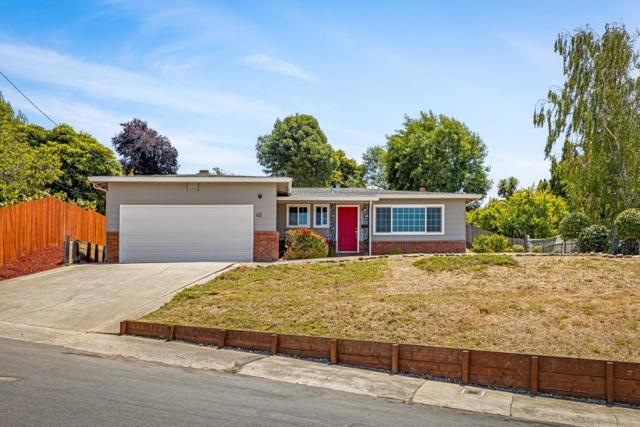 45 Crescent Drive, Watsonville CA: https://media.crmls.org/mediaz/4d1db0f7-6ac4-4fbe-9aa8-9e4635d98681.jpg