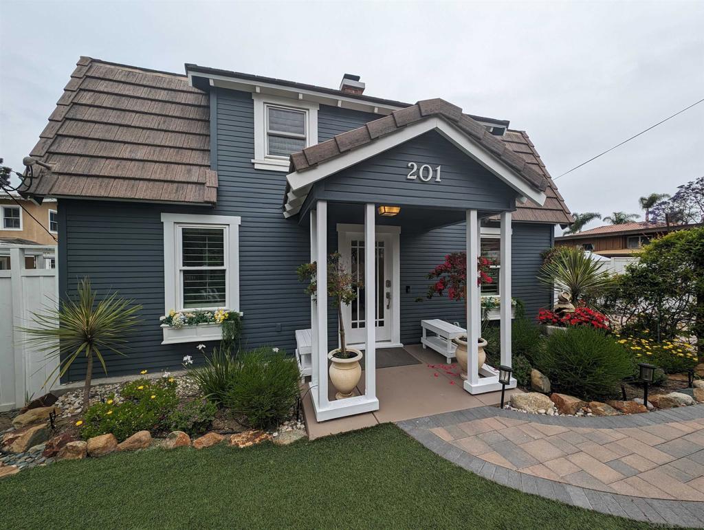 201 Rios Ave - photo 4
