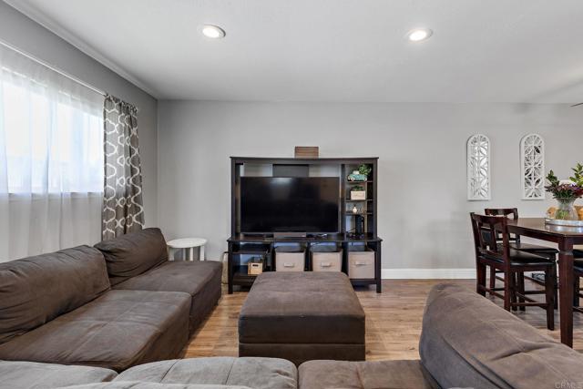 Detail Gallery Image 6 of 21 For 8943 El Mirador Dr #4,  Elk Grove,  CA 95624 - 2 Beds | 1 Baths