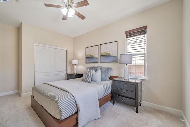 Image 41 of 60 For 6811 Syrah Dr