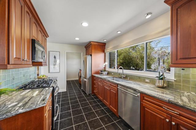 224 Lyndhurst Avenue, Belmont CA: https://media.crmls.org/mediaz/4d2091ec-a82d-47f7-9027-4076483b475b.jpg