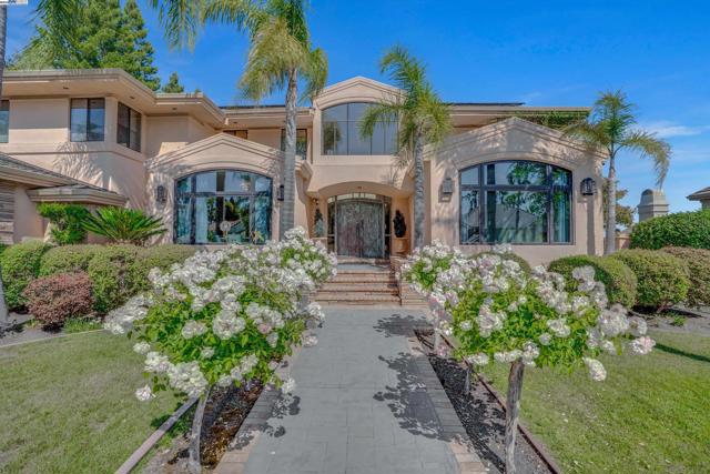 4478 Deer Ridge Road, Danville CA: https://media.crmls.org/mediaz/4d20e83a-7a19-4561-948d-c99d54e2b0d7.jpg