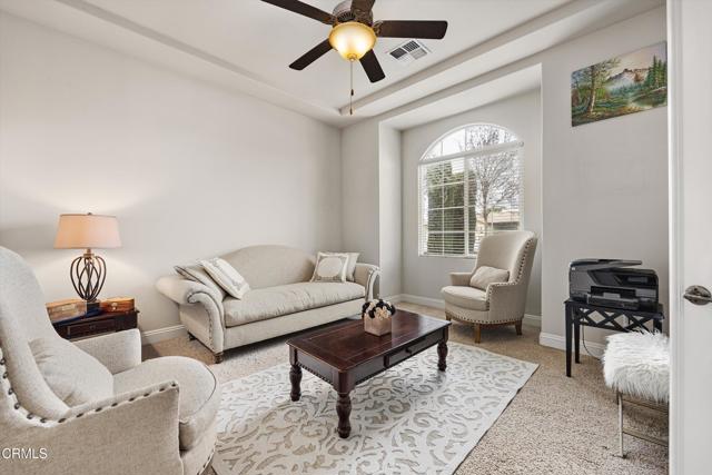 Detail Gallery Image 7 of 38 For 9905 Lightner Way, Bakersfield,  CA 93311 - 3 Beds | 2/1 Baths