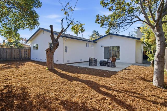816 Marilyn Drive, Campbell CA: https://media.crmls.org/mediaz/4d22de6b-3d98-4727-bde0-b6d3907d8e6f.jpg