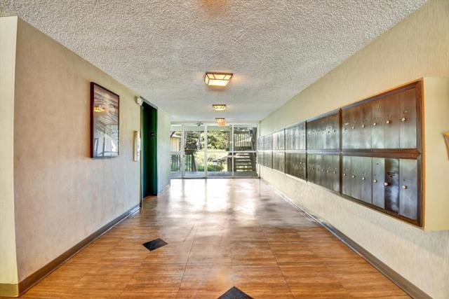 395 Imperial Way, Daly City CA: https://media.crmls.org/mediaz/4d23a1de-2a41-4fc8-8fe0-34f3571cced1.jpg