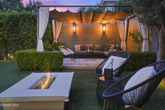 1581 Covington Avenue, Westlake Village CA: https://media.crmls.org/mediaz/4d23ba76-7038-4f20-a909-6e7daab2cf78.jpg