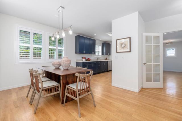 923 Grand Street, Redwood City CA: https://media.crmls.org/mediaz/4d241726-ee0d-42d6-a019-6ecfef298df2.jpg