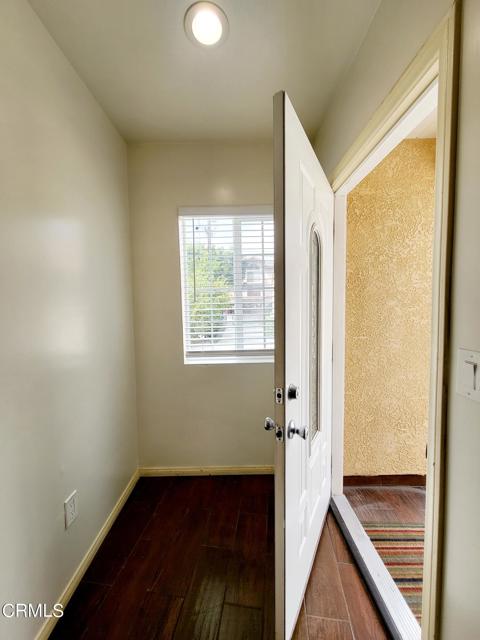 Detail Gallery Image 5 of 25 For 4406 Toland Way, Los Angeles,  CA 90041 - 3 Beds | 2 Baths
