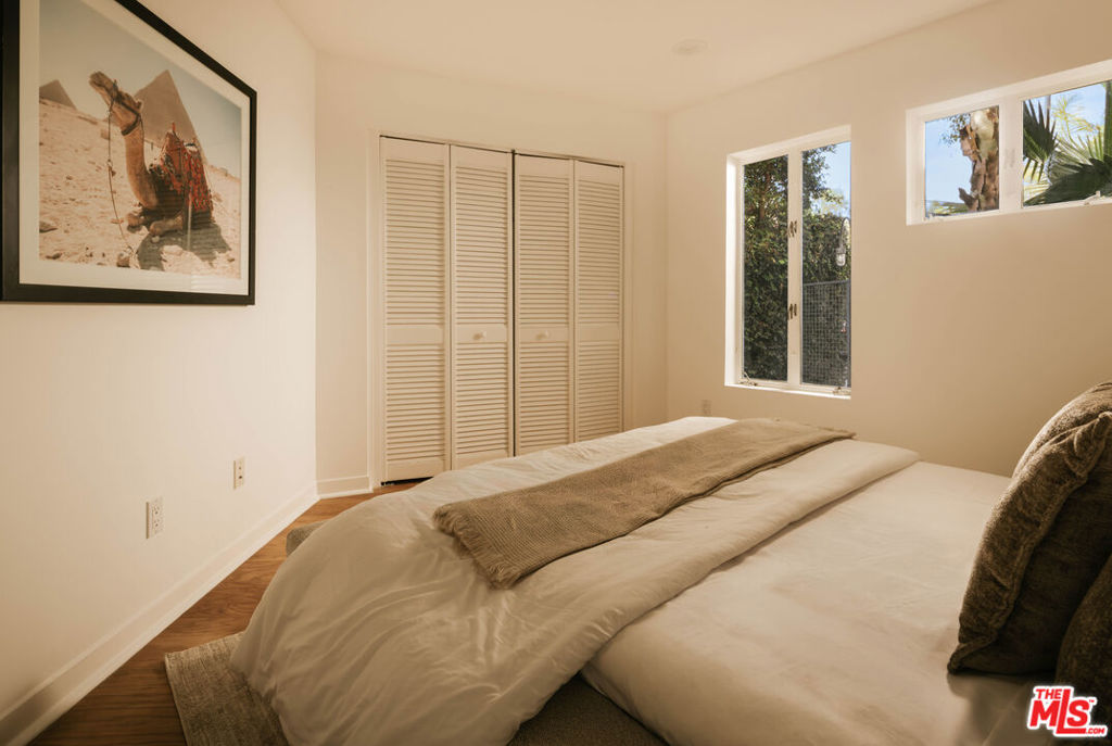 2027 Oakwood Ave, Venice, CA 90291, photo 19